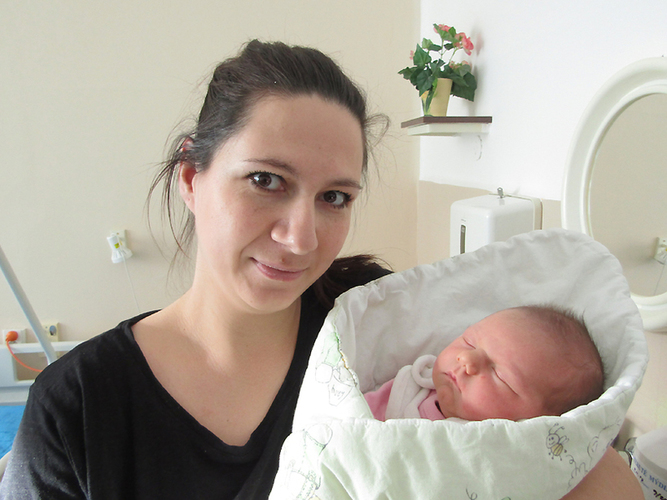 První miminko Jesenické nemocnice, malá Lydie s maminkou.